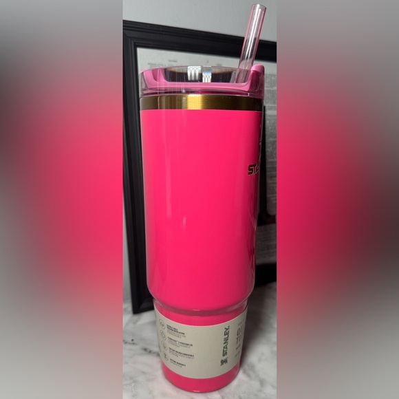 ✨🆕 Stanley 30 oz Pink Parade Quencher H2.0 FlowState Tumbler - Picture 5 of 7